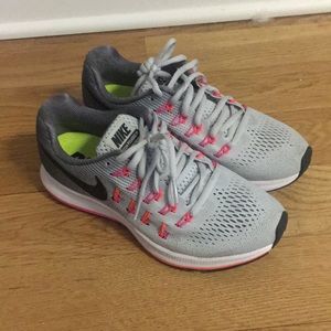 Nike Zoom Pegasus 33 sneakers